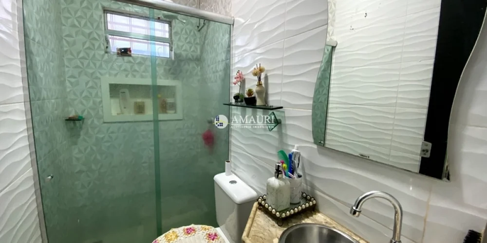 176 - BELISSIMA CASA A VENDA (12)