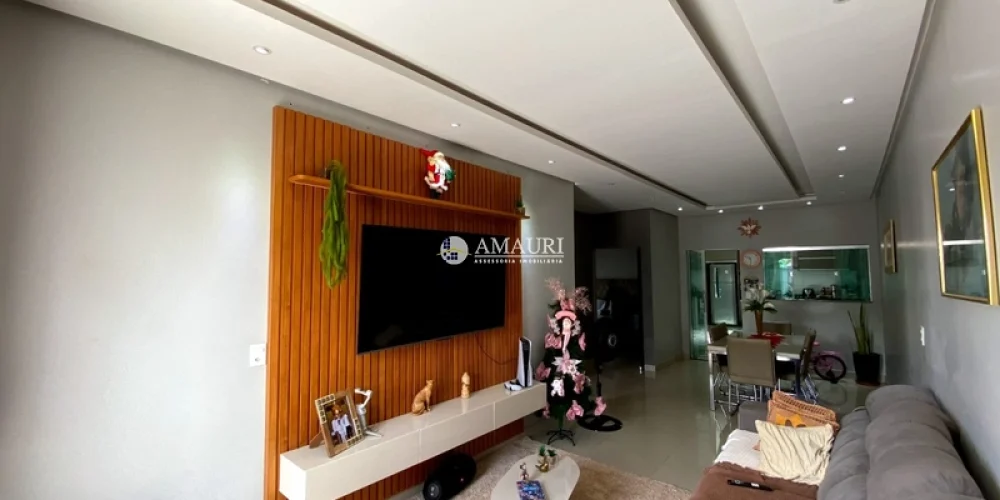 176 - BELISSIMA CASA A VENDA (14)