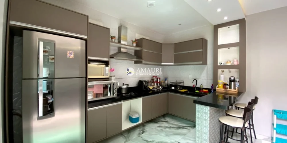 176 - BELISSIMA CASA A VENDA (7)