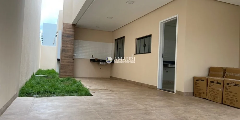 228 - CASA NO BAIRRO DA FLORESTA (3)